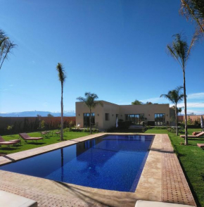 3 bedrooms villa with private pool enclosed garden and wifi at Marrakech